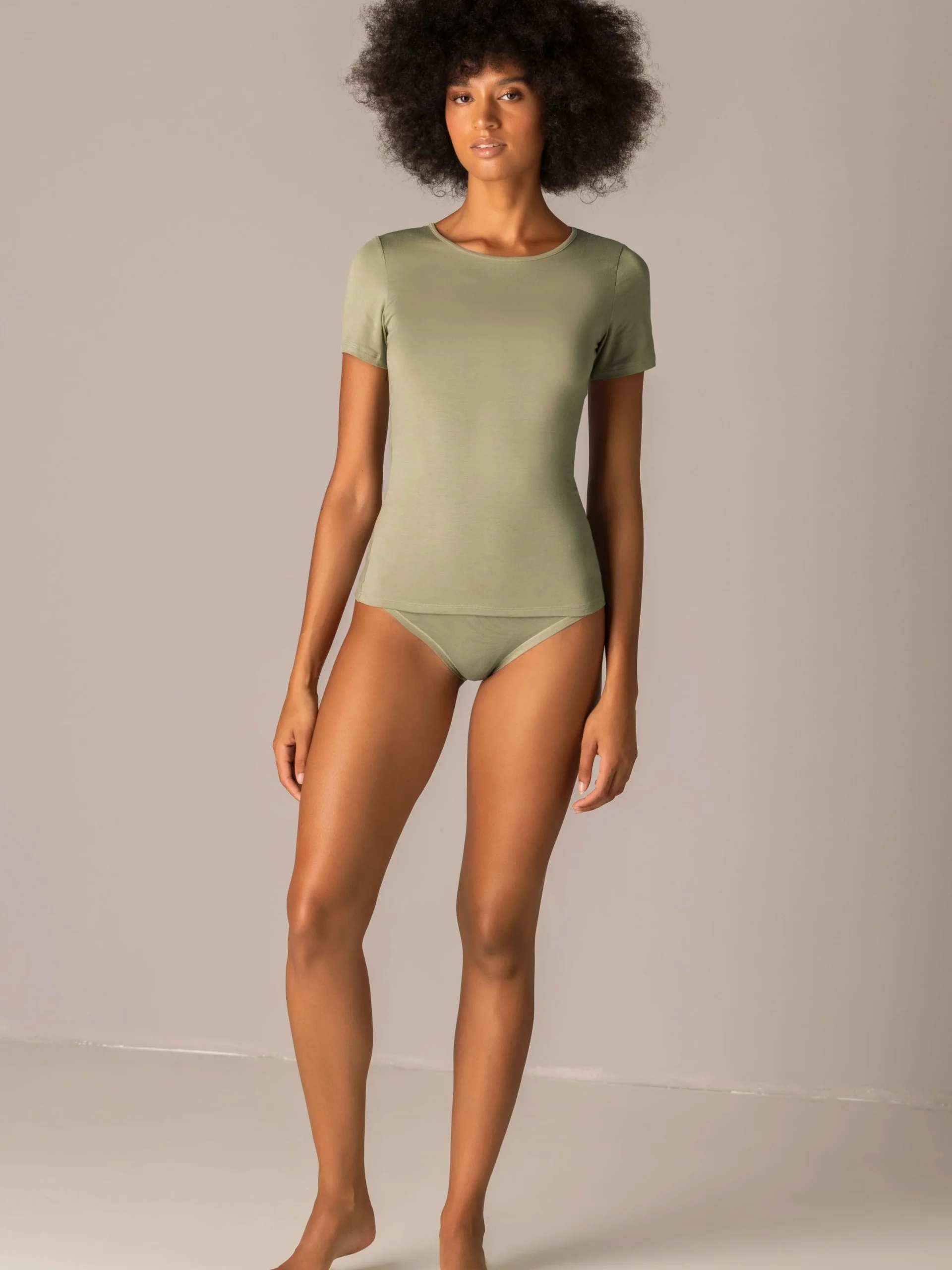 SIèLEI – Maglia Manica Corta In Tessuto Leggero – 6 Colori - immagine 2