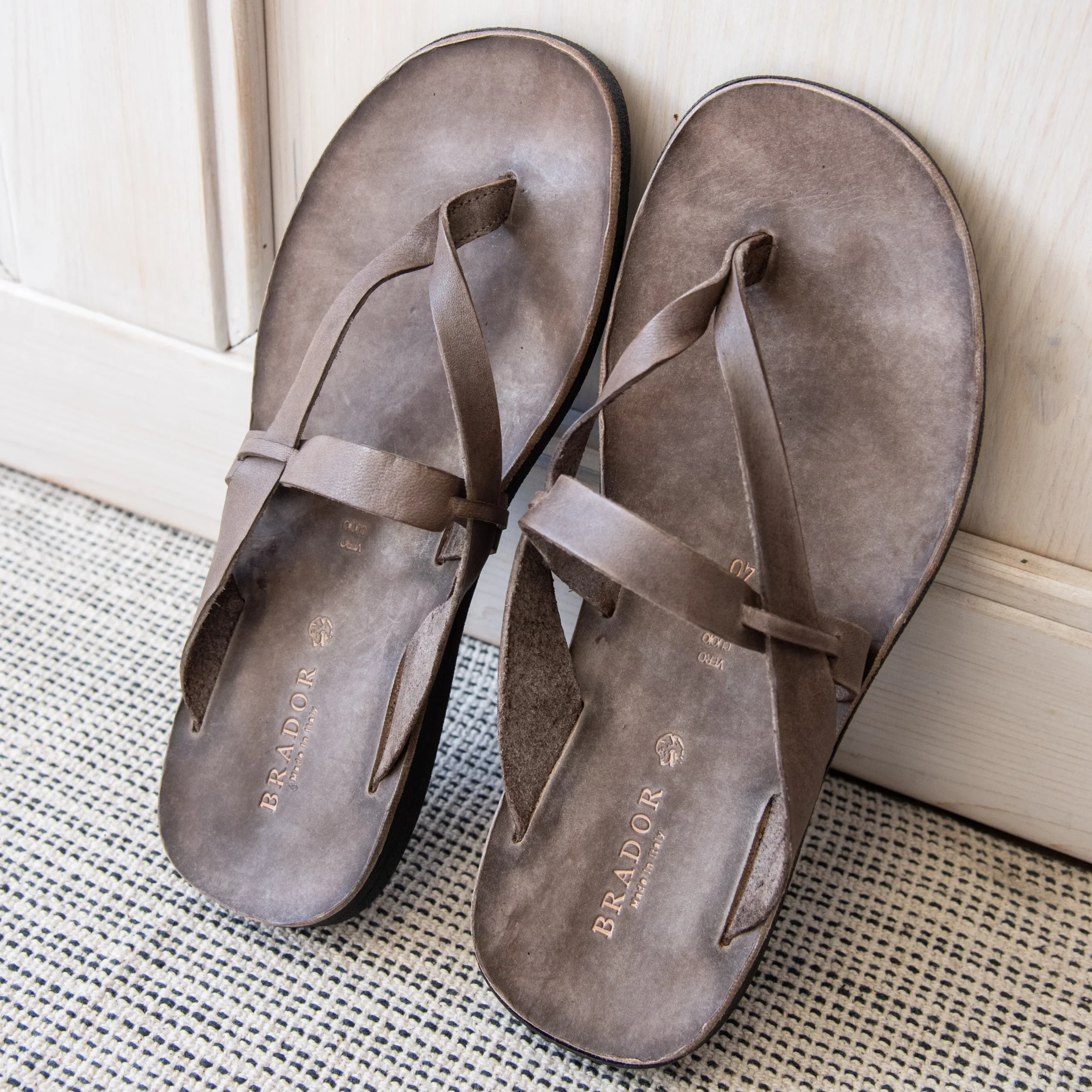 SANDALO OLIVER TAUPE - immagine 2