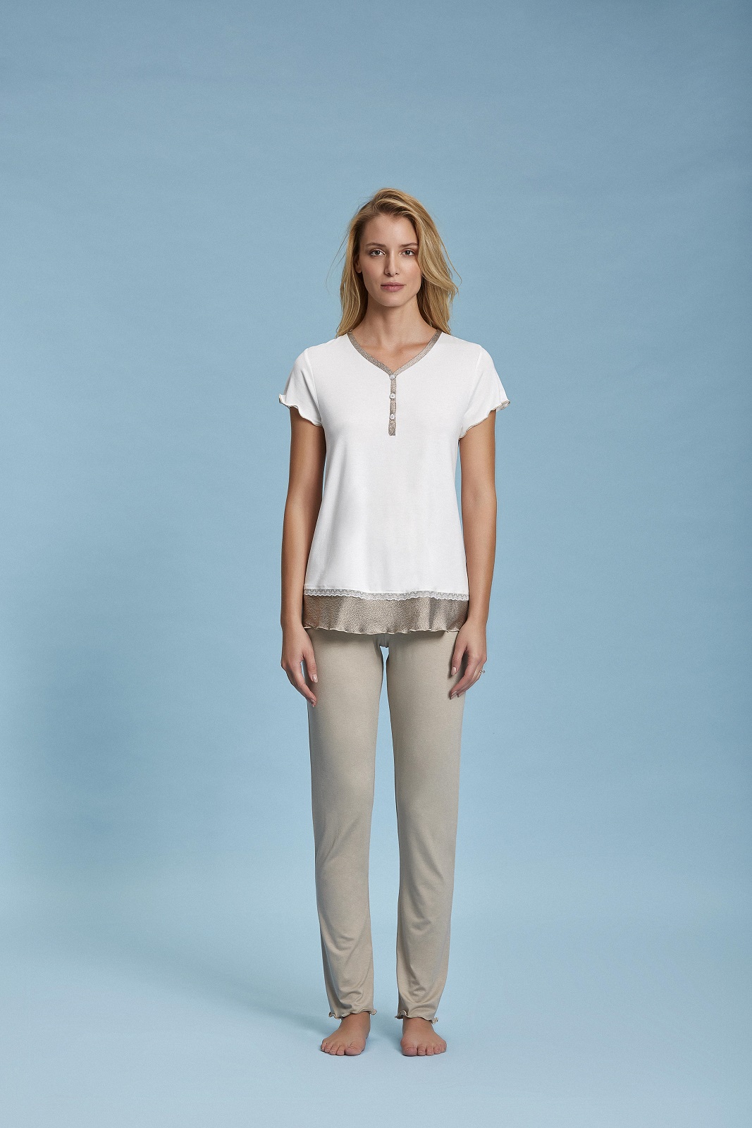 ANDRA – Pigiama Donna Estivo Con Manica Corta E Inserti In Raso