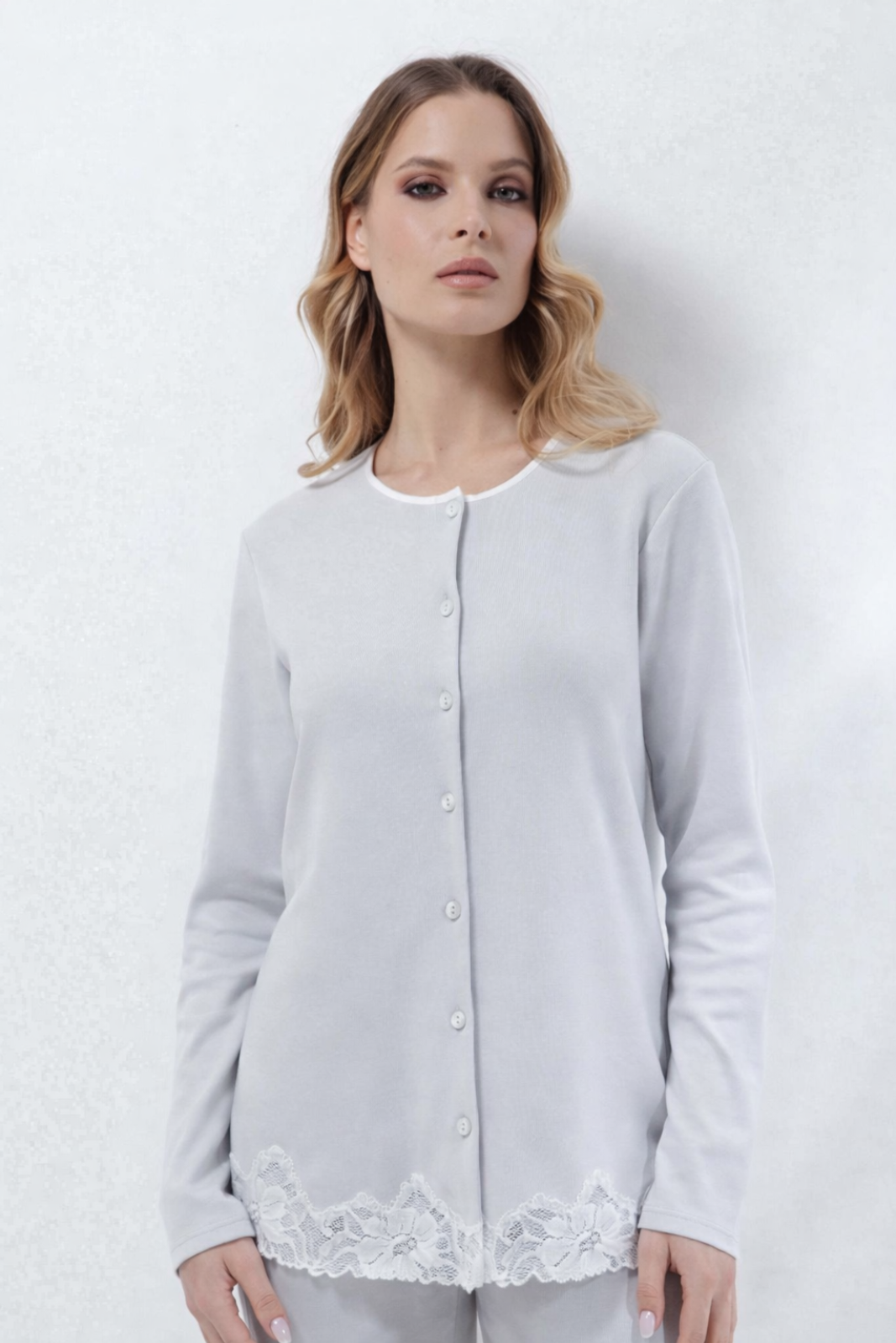 ANDRA – Pigiama Donna Aperto in Caldo Cotone con Pizzo - immagine 2