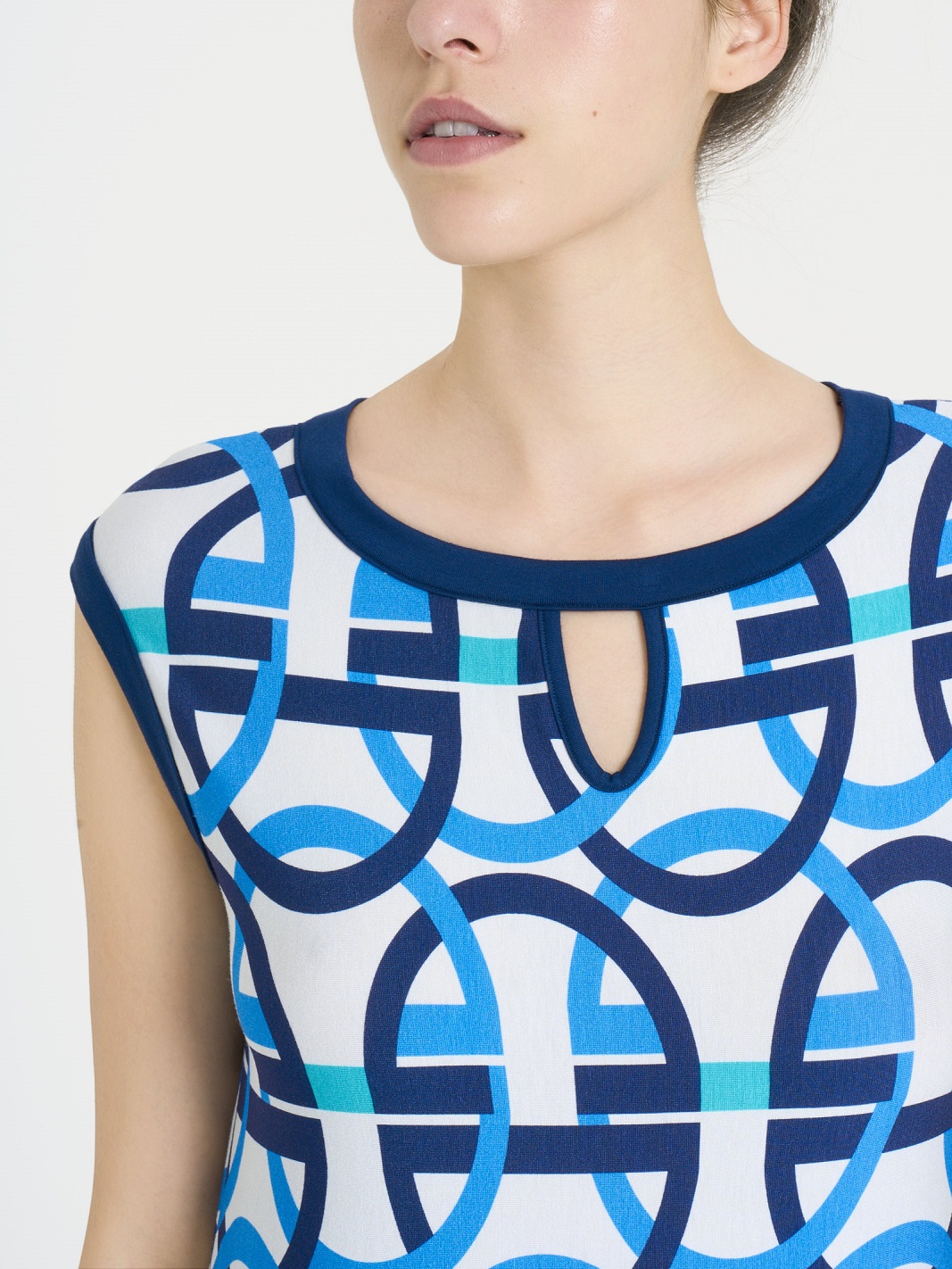 RAGNO – Vestito Estivo Smanicato A Tubino Con Fantasia A Cerchi - immagine 4