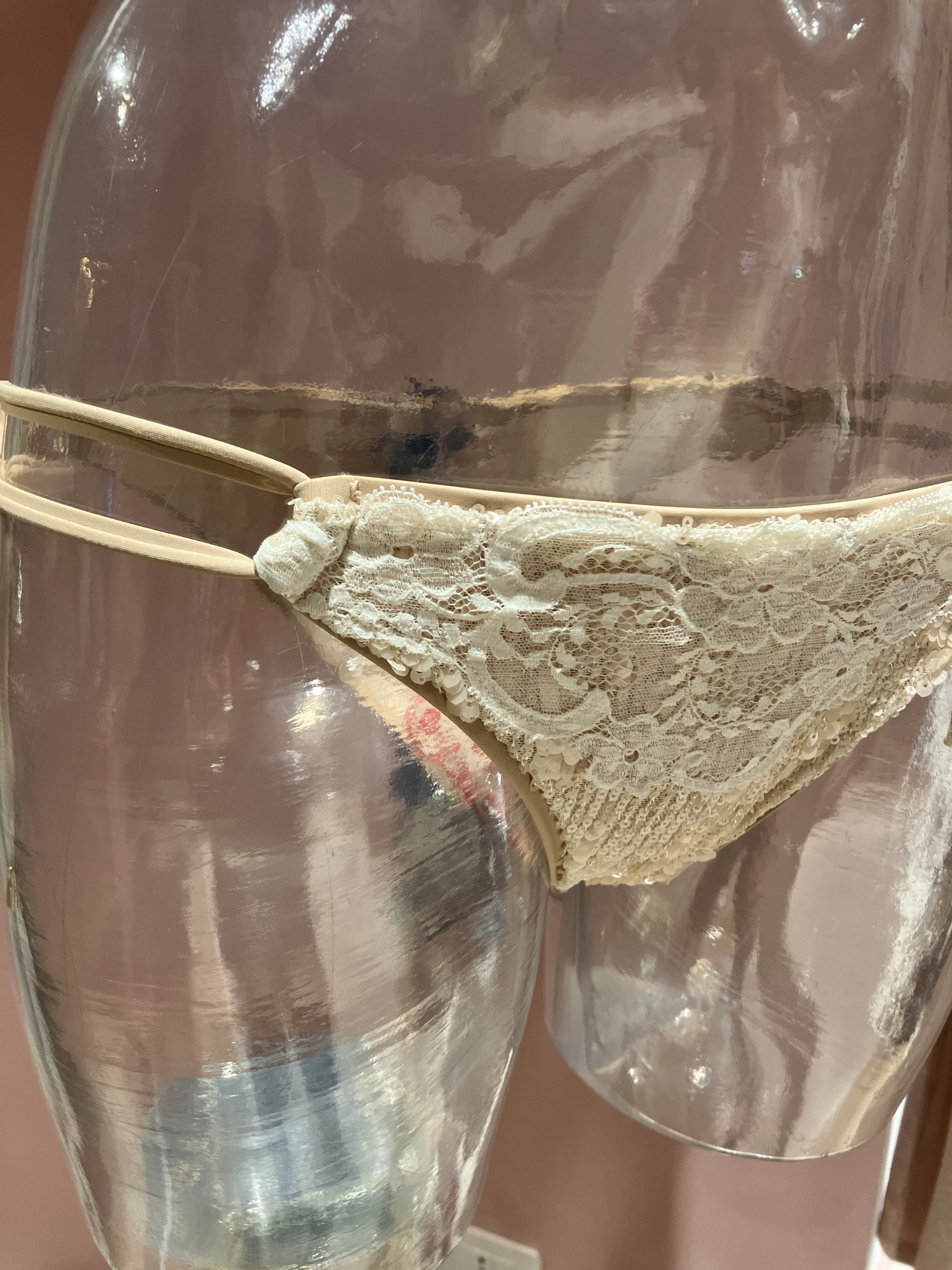 BIKINI TRIANGOLO IN PIZZO CON PAILLETTES MISS BIKINI - immagine 8