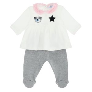 Chiara ferragni completo eyestar