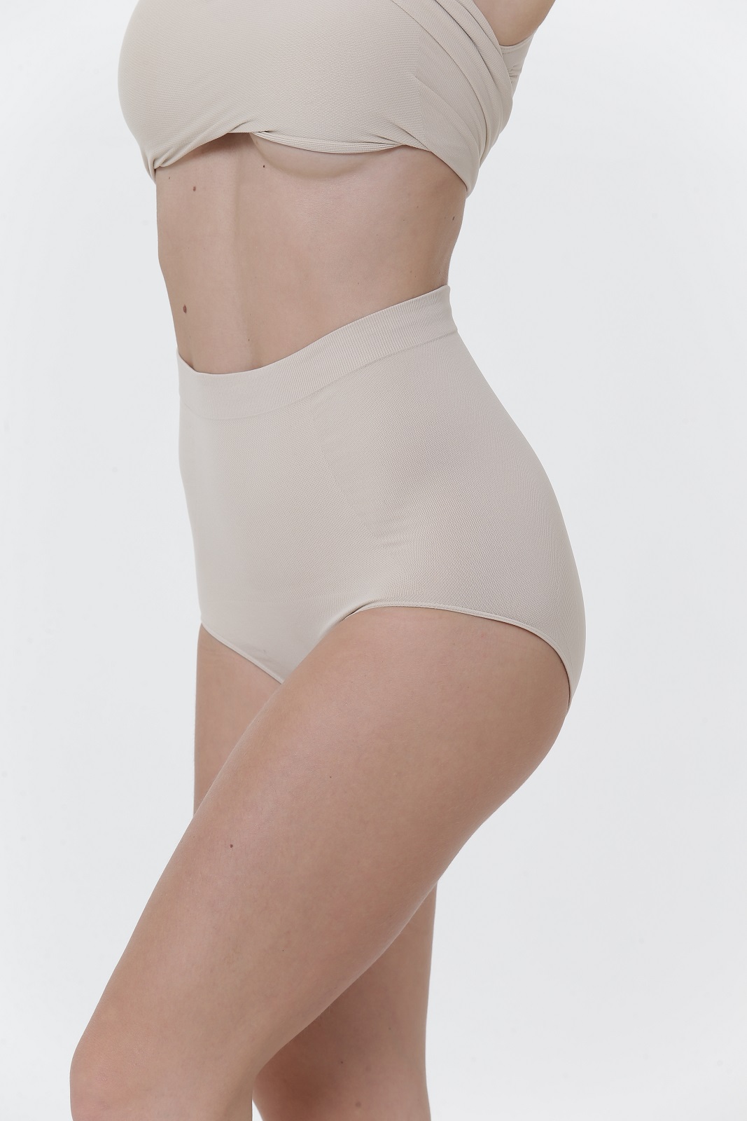 ILARY – Guaina Modellante Invisibile Effetto Push-Up – Neutro – Nero - immagine 2