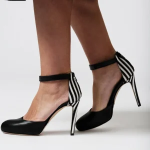 Sandalo con tacco black & white